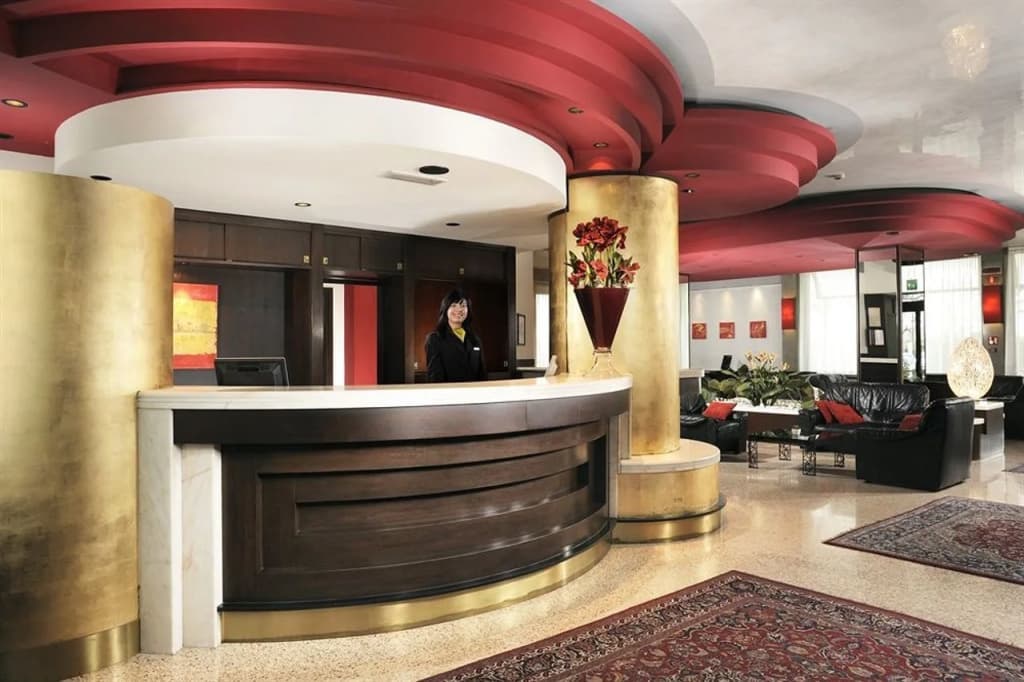 Antony Hotel - photo 2