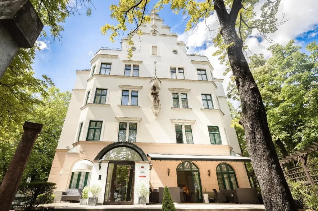 Garner Hotel Berlin Messe by IHG - photo 30