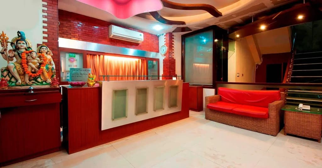 Hotel Tourist Lodge - photo 13