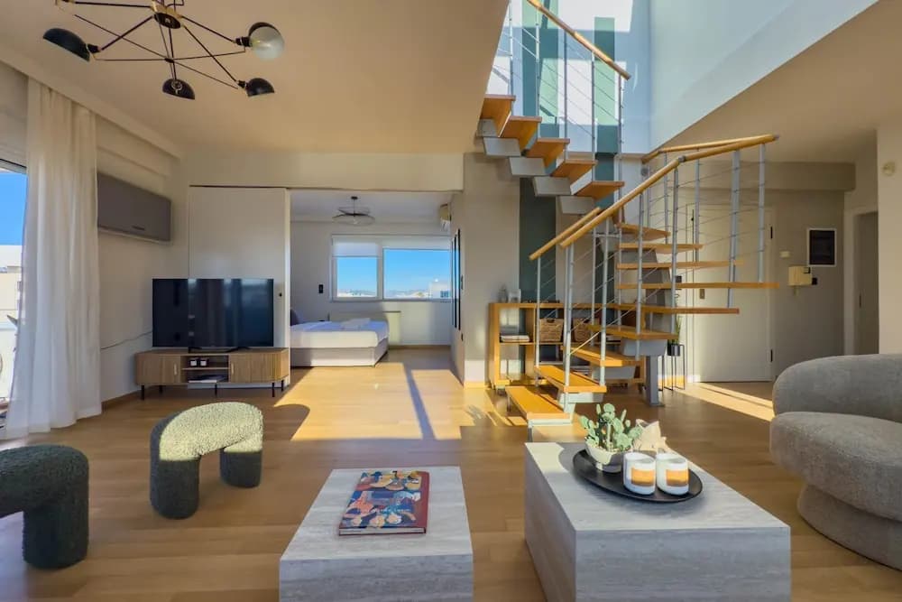Acropolis Sky Retreat Jacuzzi 3BR Maisonette - photo 12