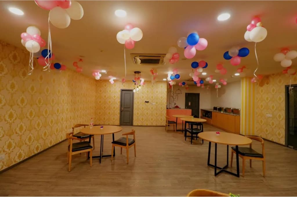 FabHotel Chattarpur Enclave - photo 11