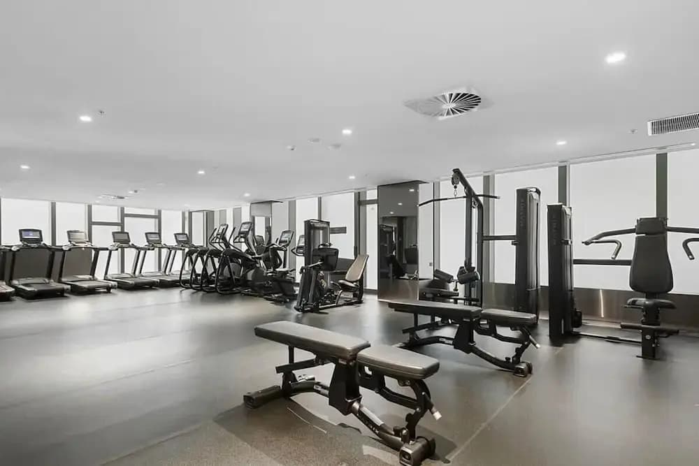 A Lux 2BR Apt Right Opposite Southern Cross - photo 9