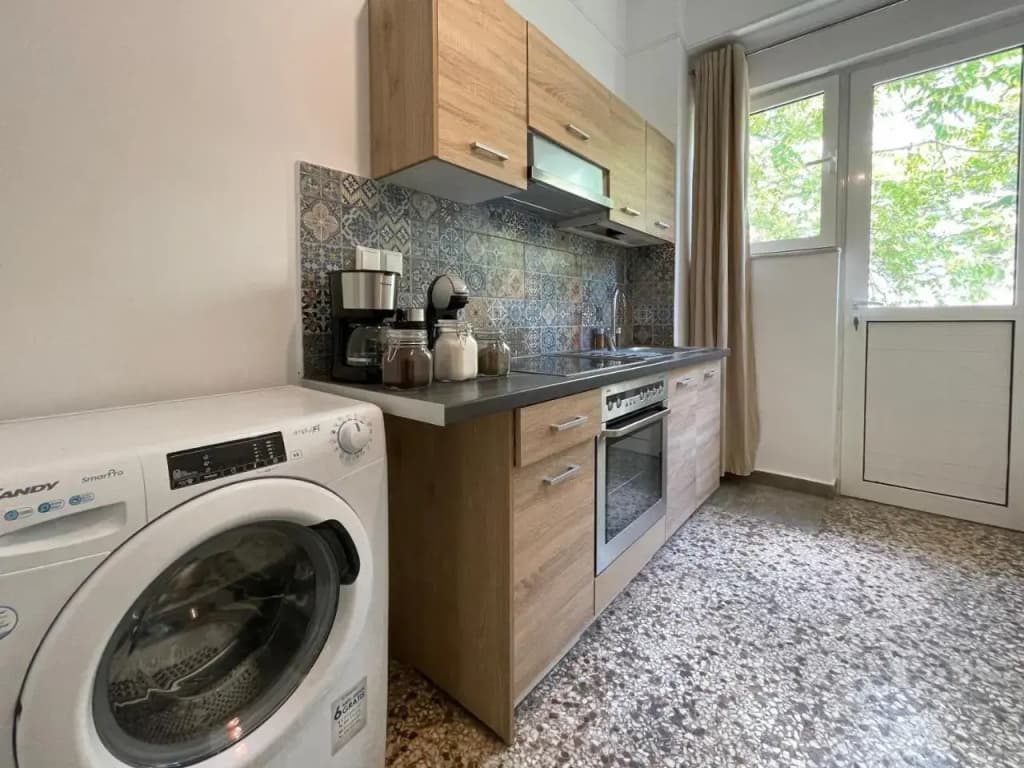SOHO Vibrant 55sqm apt in Athens - photo 10