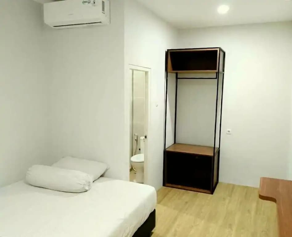 GoHome Harmoni Apartment - photo 2