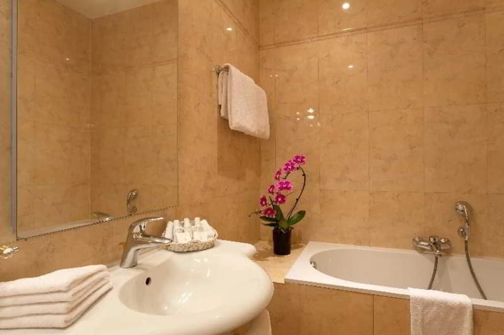 Amarante Beau Manoir Hotel - photo 8