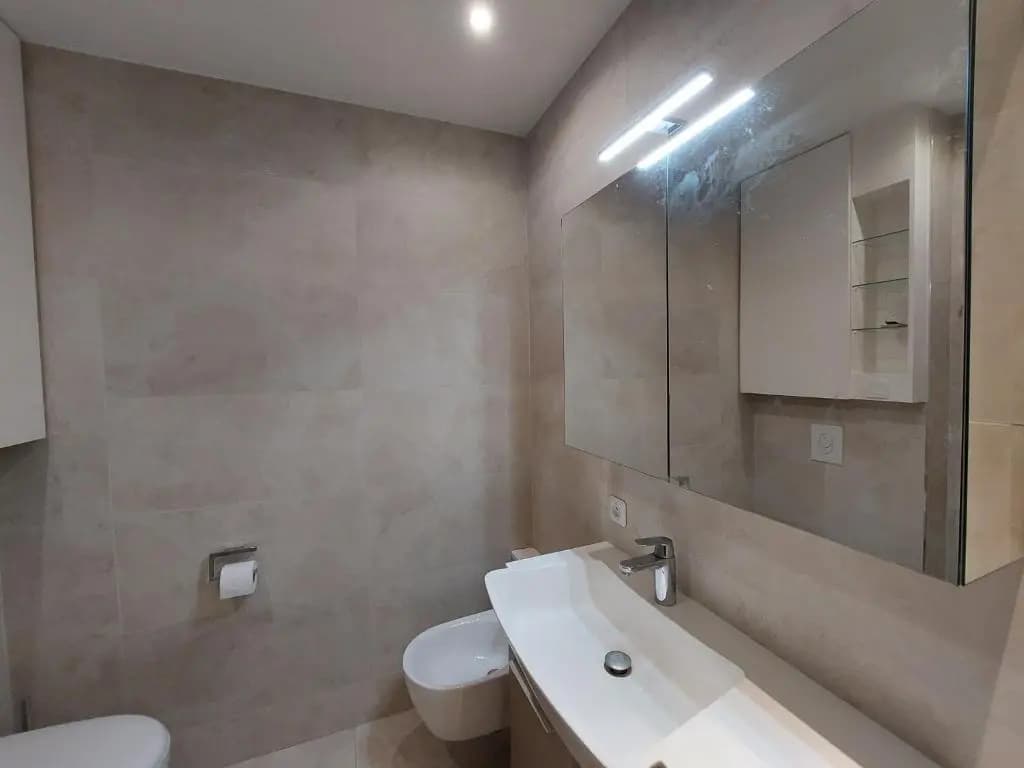 BH - CAPITOL - Central 2 Bedrooms 5 Peoples - photo 7