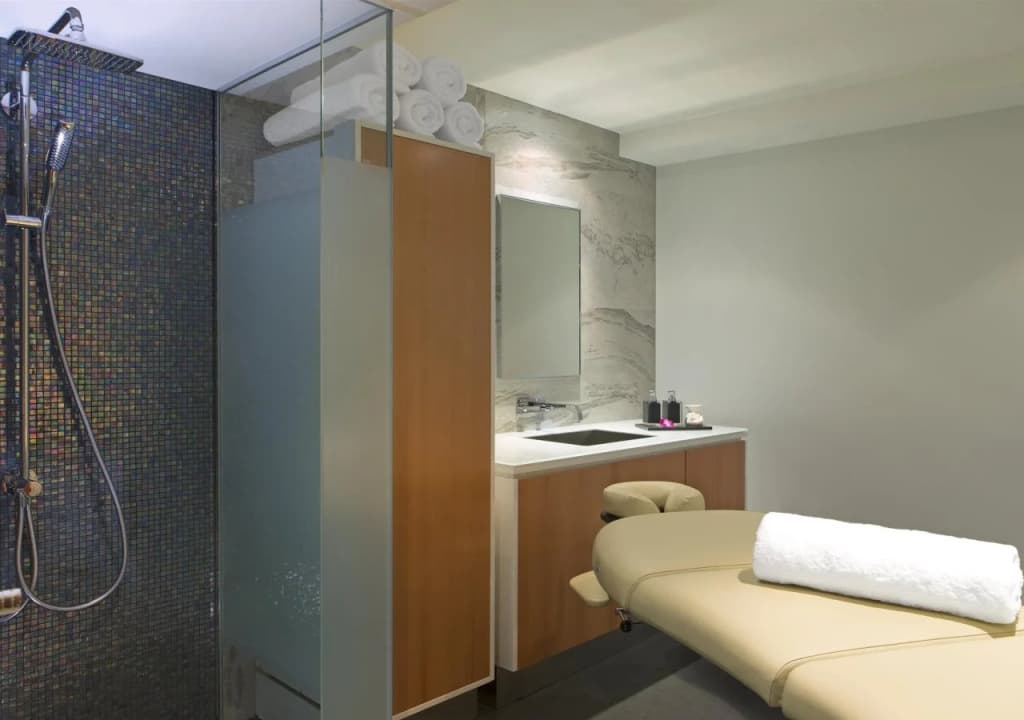 Sheraton Melbourne Hotel - photo 6