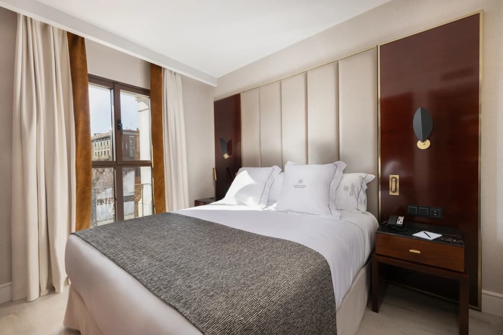 Suites Center Barcelona - photo 28