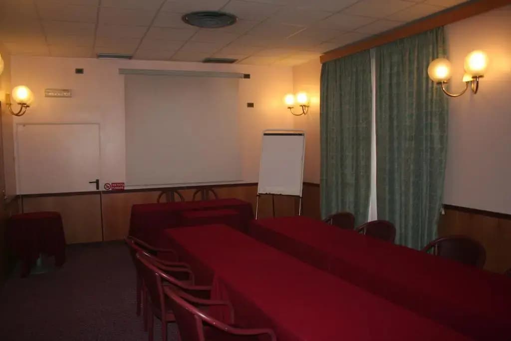 Albert Hotel - photo 18