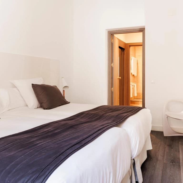 Suite Prado Hotel - photo 28