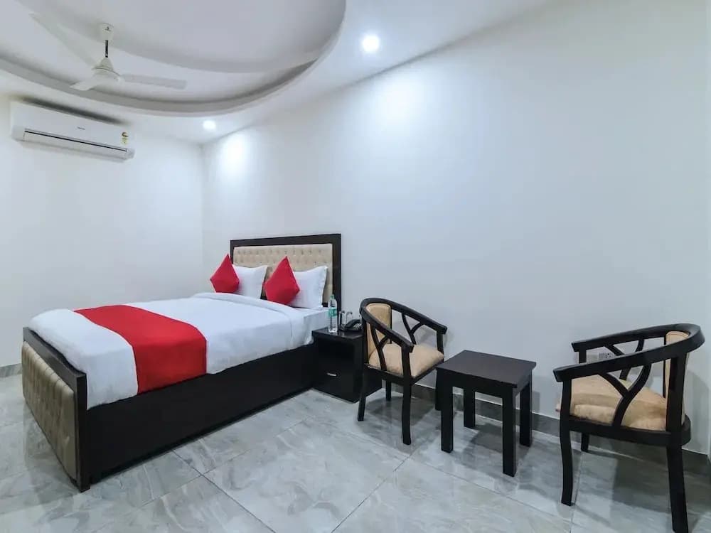 Hotel Prince Plaza By OYO Rooms - photo 6
