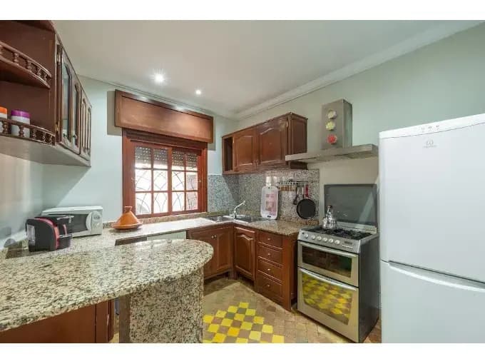 Private Villa In Center - photo 19