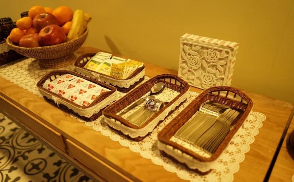 Yolo Guesthouse - Hostel - photo 14