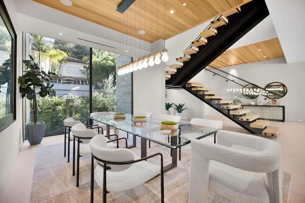 Hutton Villa - 5-bedroom Retreat in Iconic Beverly Hills Oasis - photo 18