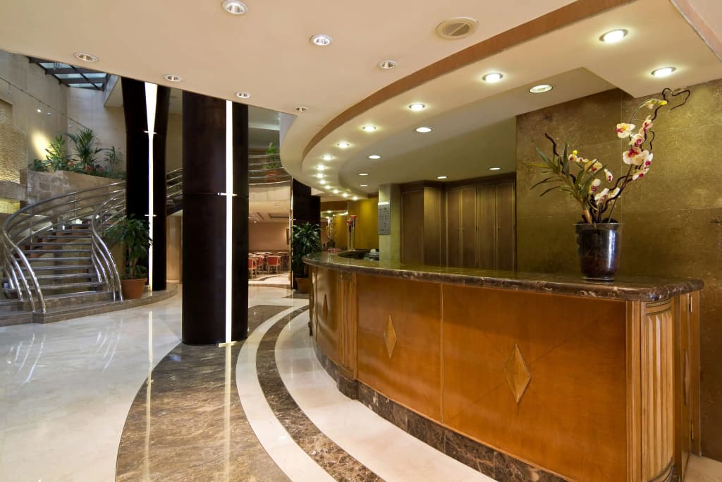 SANA Reno Hotel - photo 2