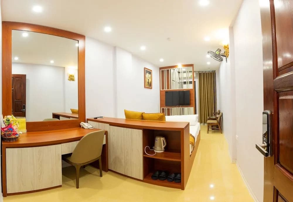 Hoang Bach Hotel - photo 2