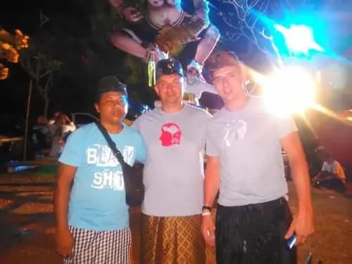 Made Roejas Family - photo 1