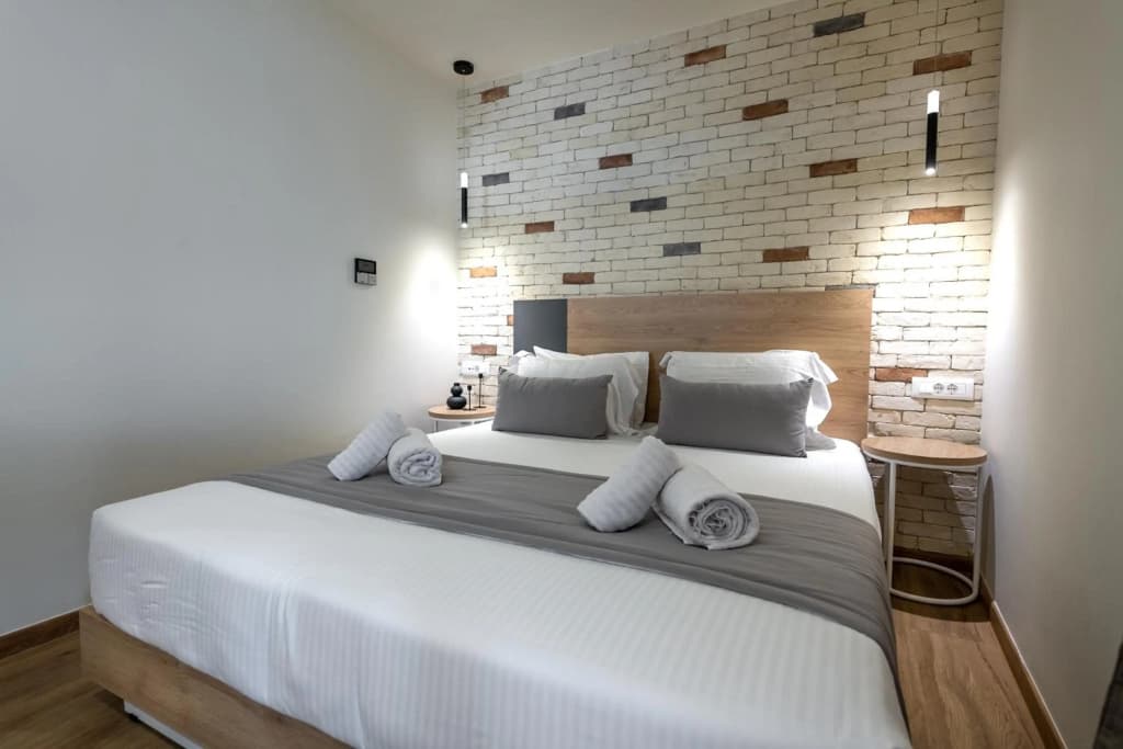 Hotel @ Syngrou Fix - photo 21