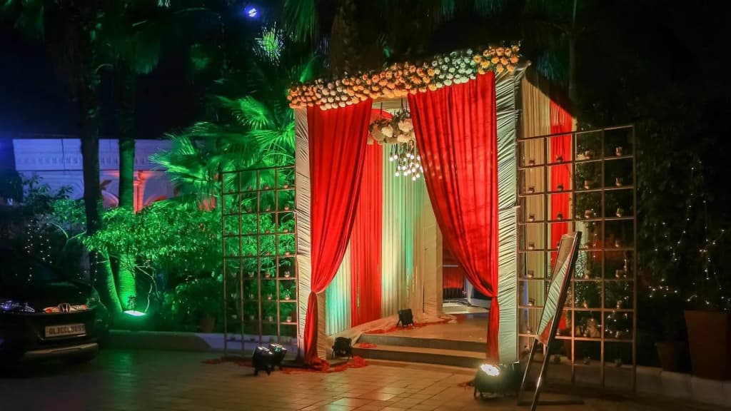 Dee Marks Hotel & Resorts - photo 21