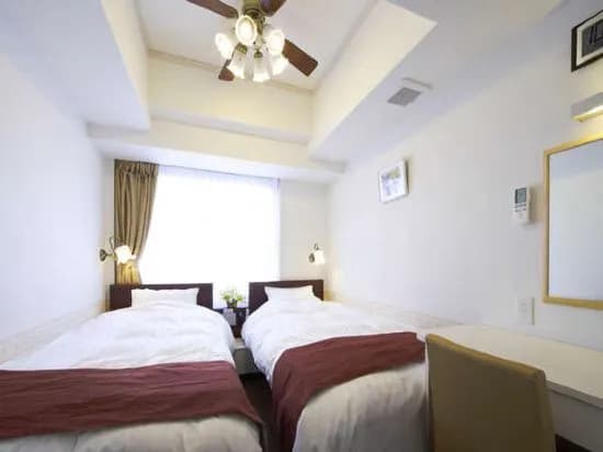 Hotel Shimbashi Sambankan - photo 1