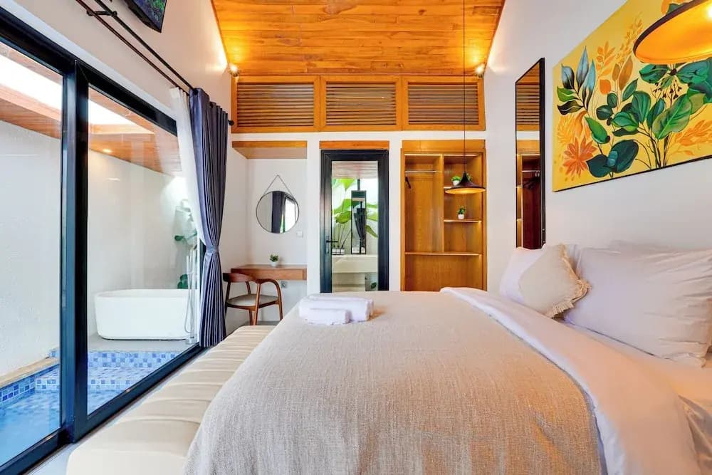 LaLuxe Villa and Residence - photo 32