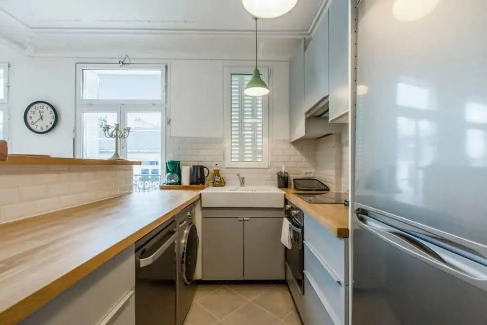 Charming Apartment With Balcony - 5 min Republique - photo 13