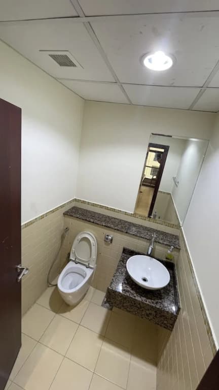 Business Backpackers JBR Hostel - photo 9