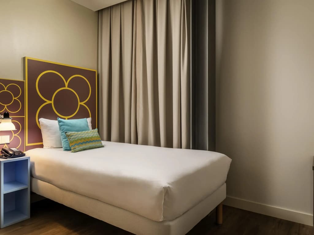 Ibis Styles Barcelona Centre Hotel - photo 4