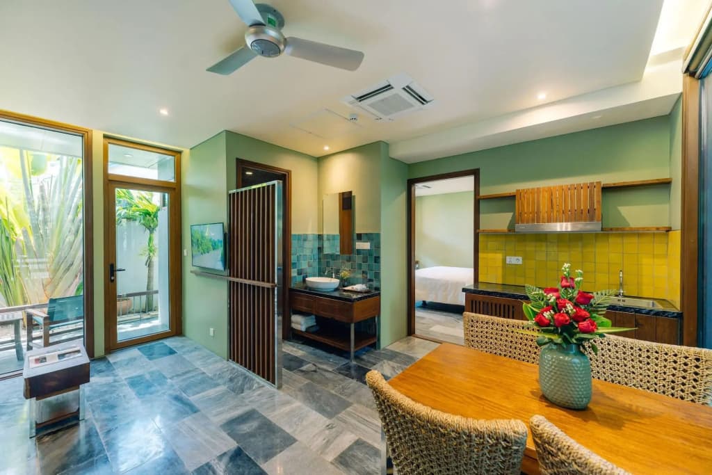 Hotel Chiem Hoian - photo 2