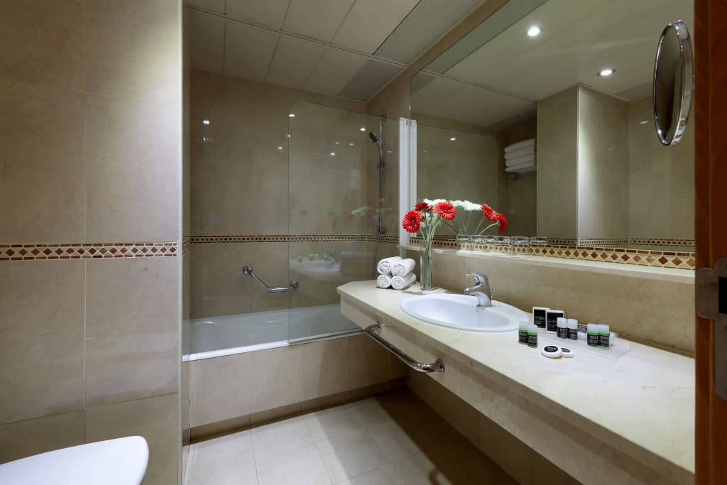 Hotel Exe Plaza - photo 9