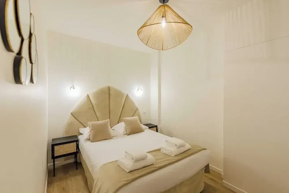 Modern Apartment - 2br/6p - Canal St-martin - photo 1