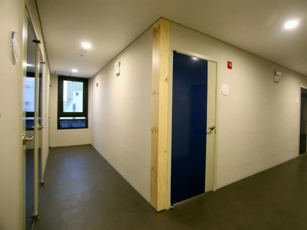 KSTAR Metro Hotel - photo 10
