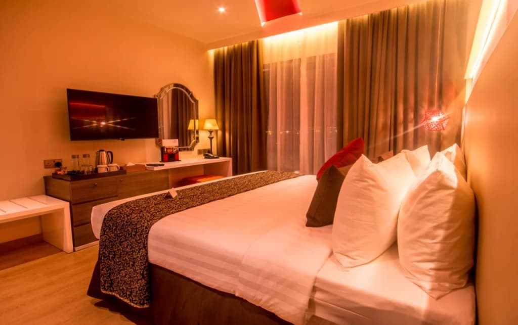 Carnelian Muscat — Airport Hotel - photo 20