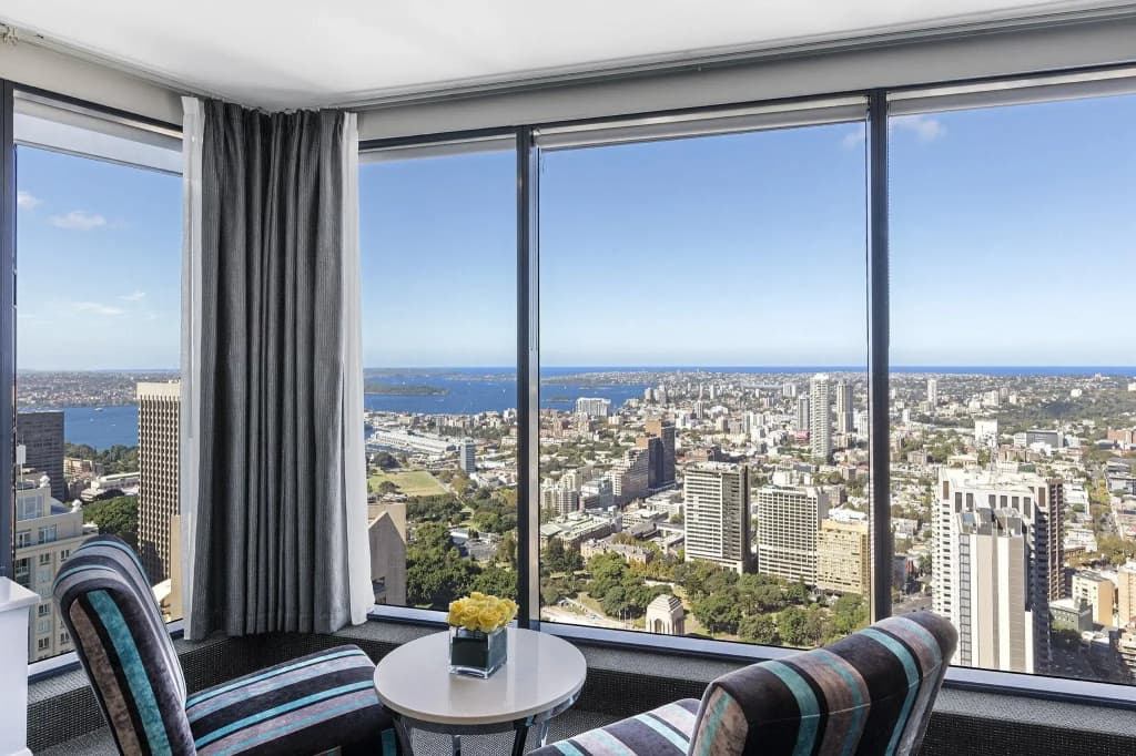 Meriton Suites World Tower - photo 7