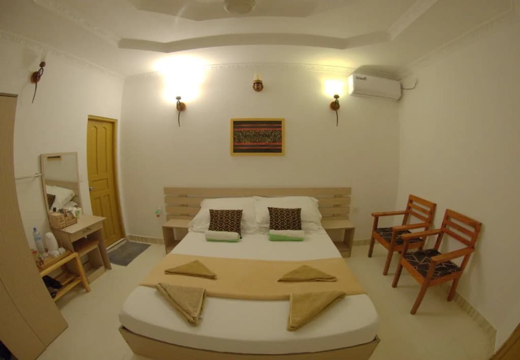 Equity Beach Inn - photo 3