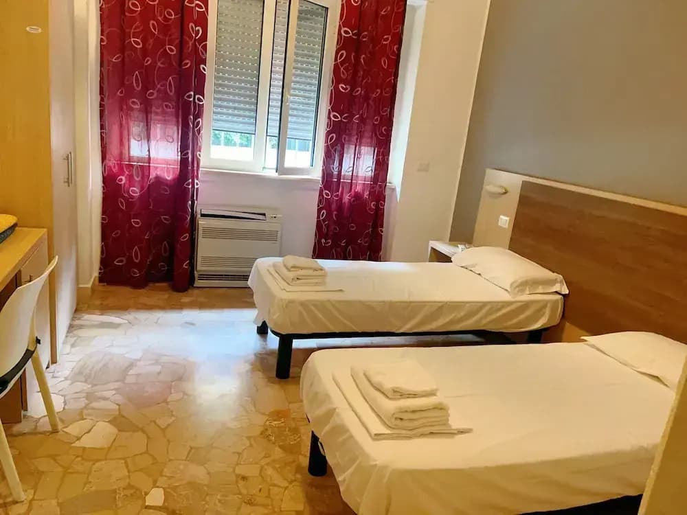 hotel bissi - photo 4