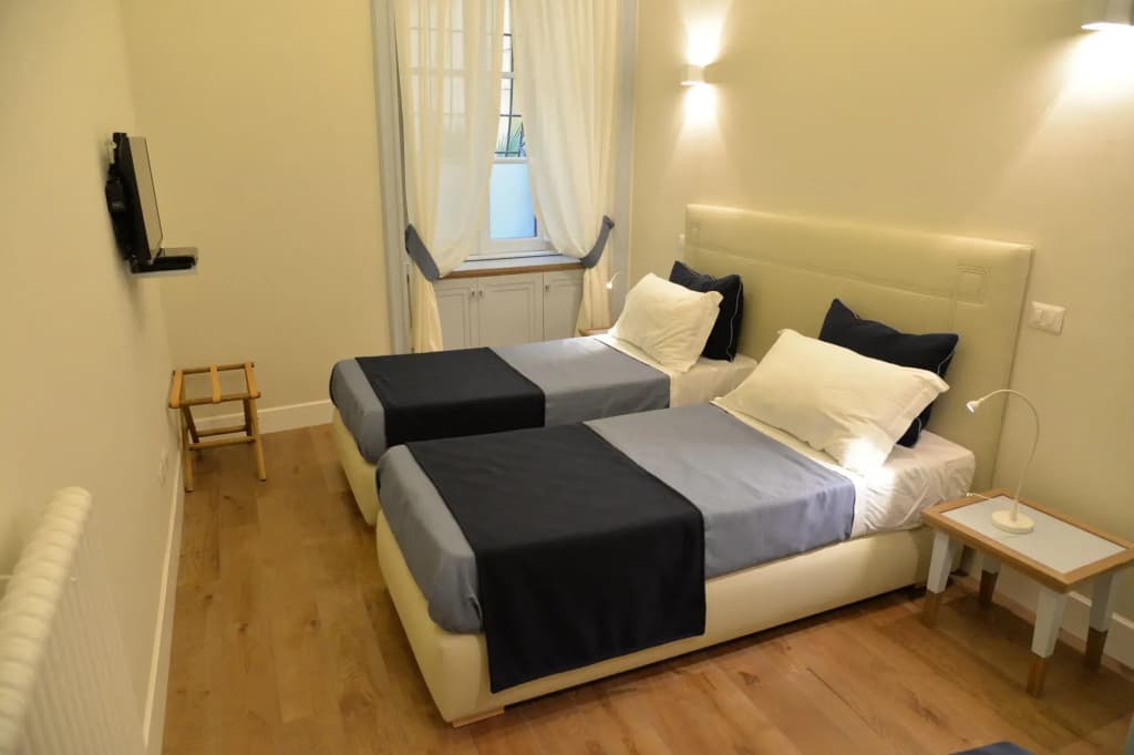 Little Rose Residence - photo 2