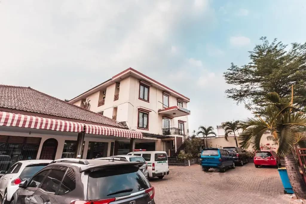OYO 1667 Wisma Lux Barkah - photo 13