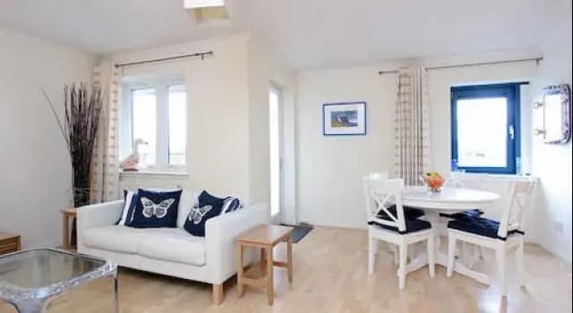 The Shore View Apartment - photo 14