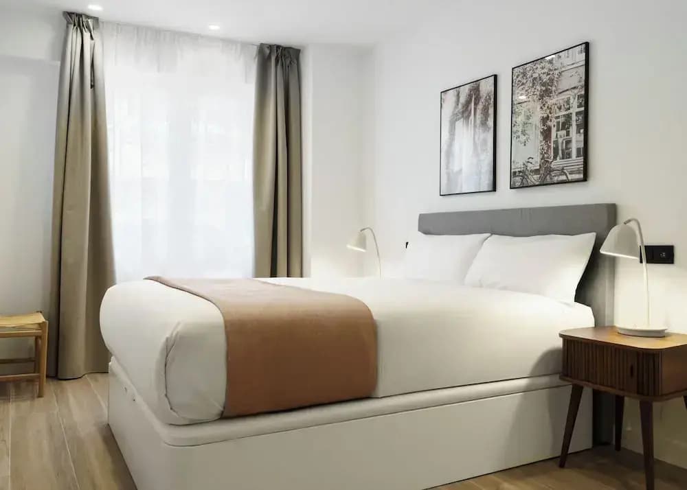 Limehome Madrid Calle de Matilde Diez - photo 4