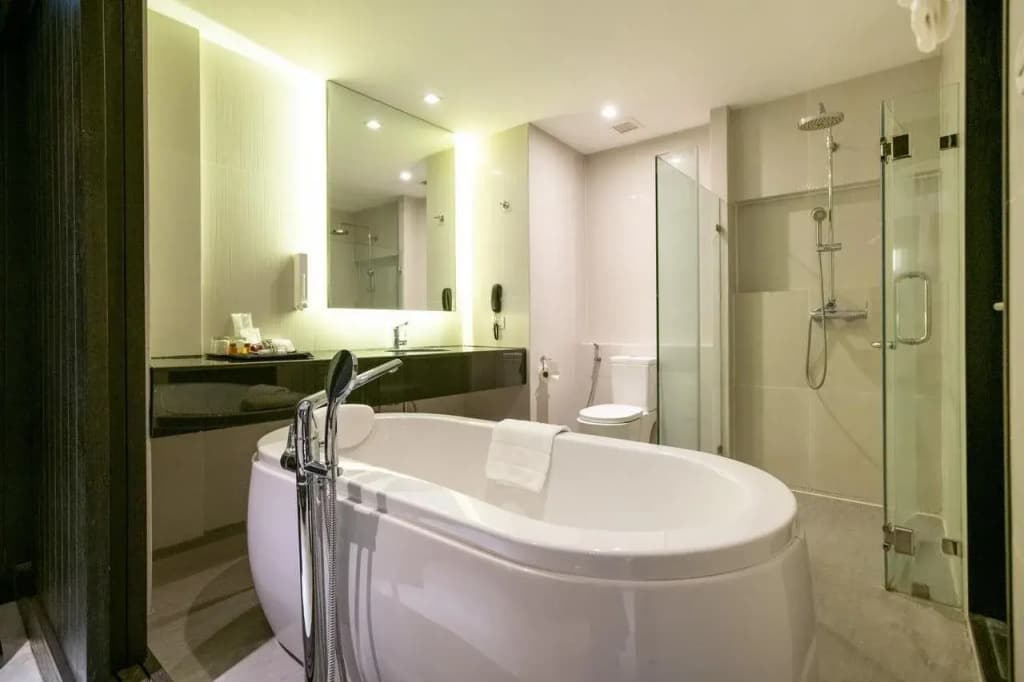 S Ratchada Leisure Hotel - photo 10