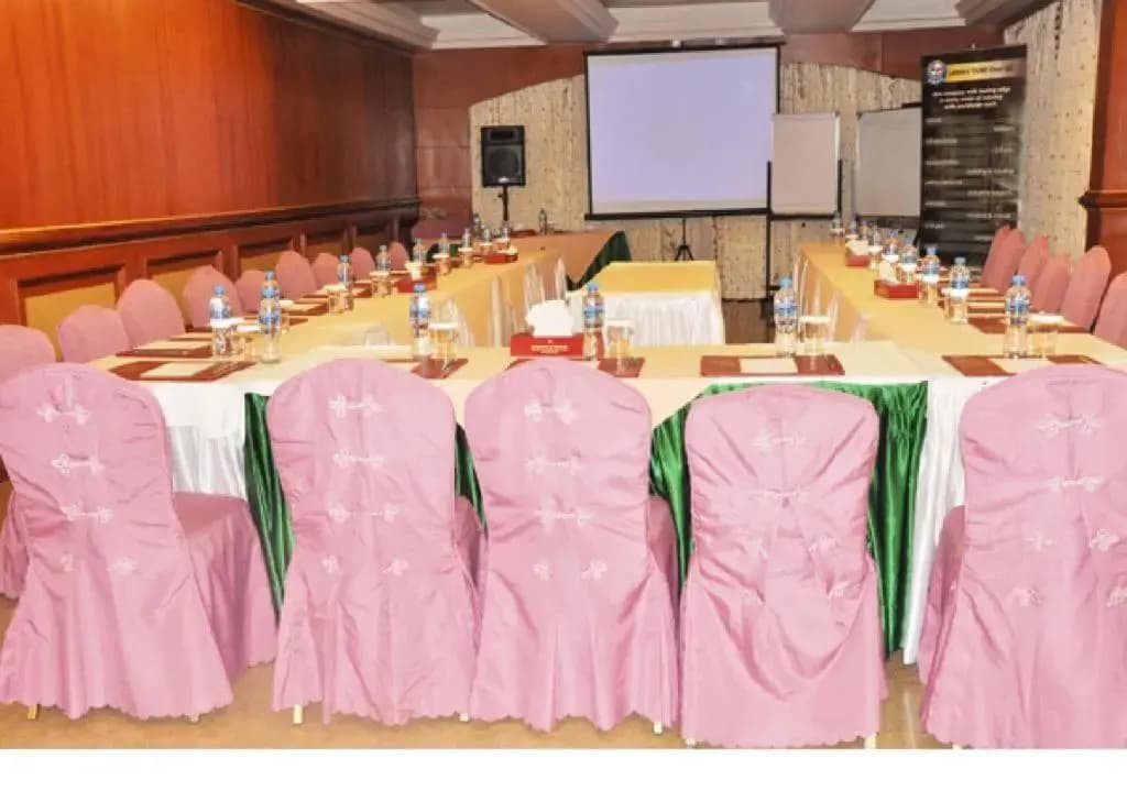 Safeer International Hotel - photo 12