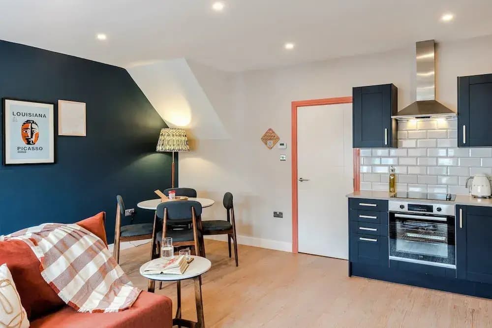 Your Apartment Shepherd's Bush - photo 15
