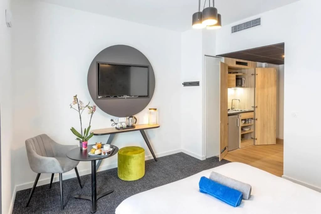 Nemea Appart`Hotel Riviera Nice Aeroport - photo 4
