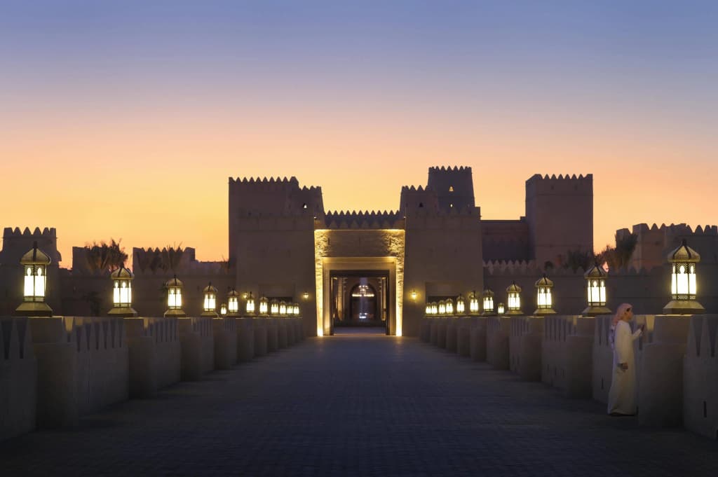 Qasr Al Sarab Desert Resort by Anantara - photo 1