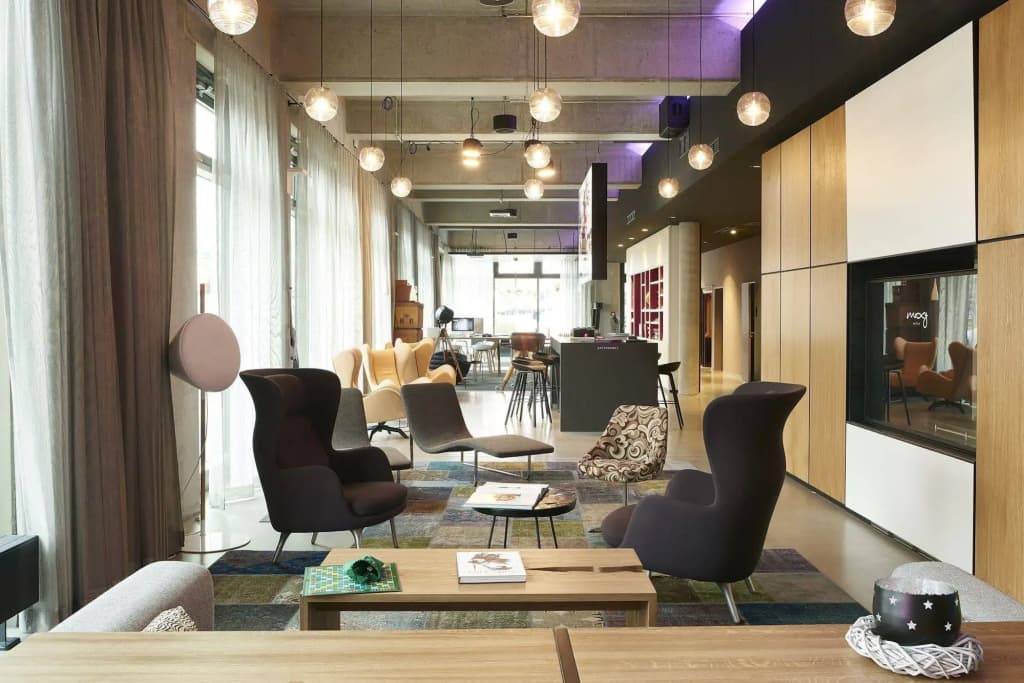 Moxy Berlin Ostbahnhof - photo 12