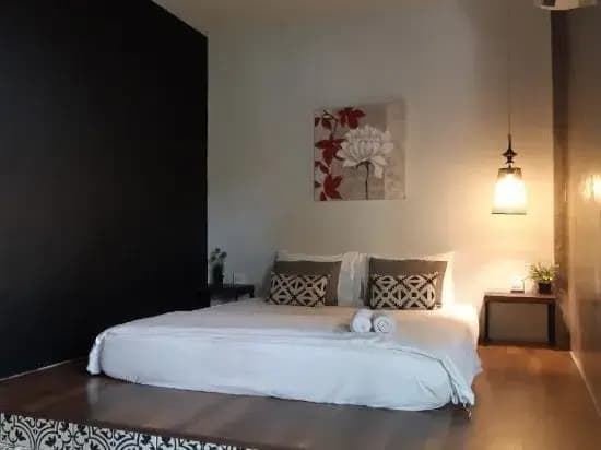 At Koh Larn Resort - photo 4