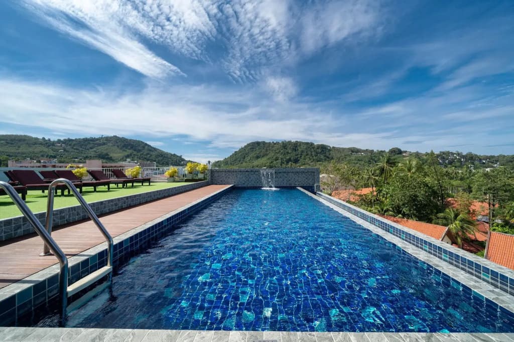 Paripas Patong Resort - photo 16