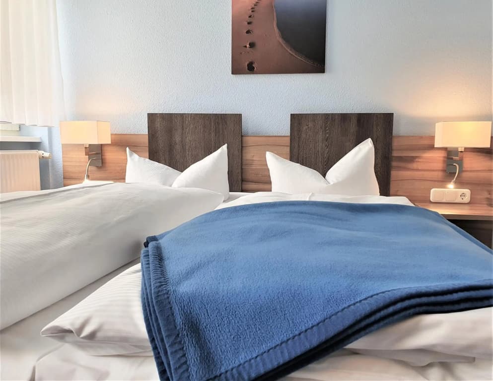 Melarose Feng Shui Hotel - photo 3