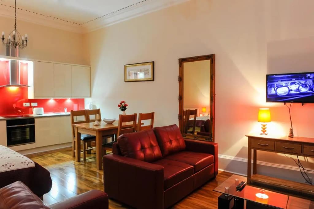 Hub By Premier Inn Edinburgh Haymarket - photo 32